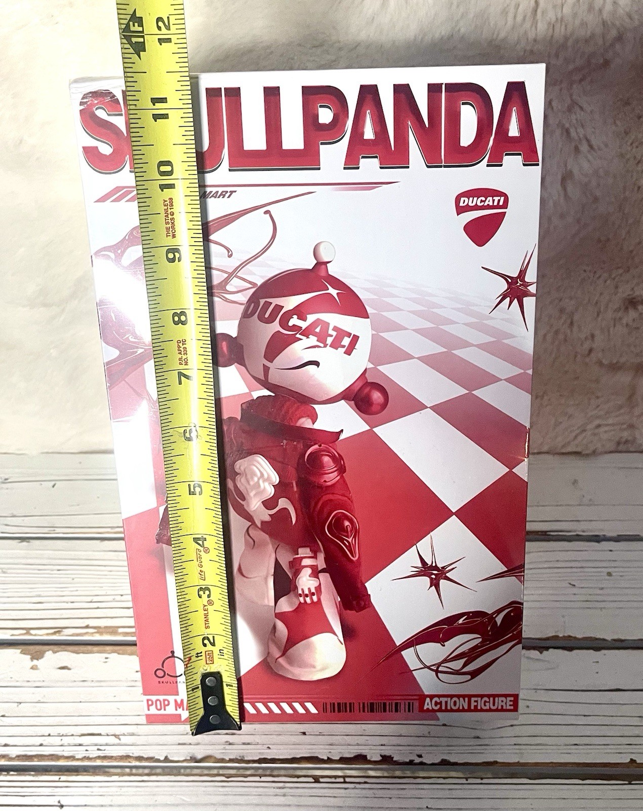 Fast Ship AUTHENTIC Pop Mart SKULLPANDA × DUCATI 1/6 Action Figure NEW