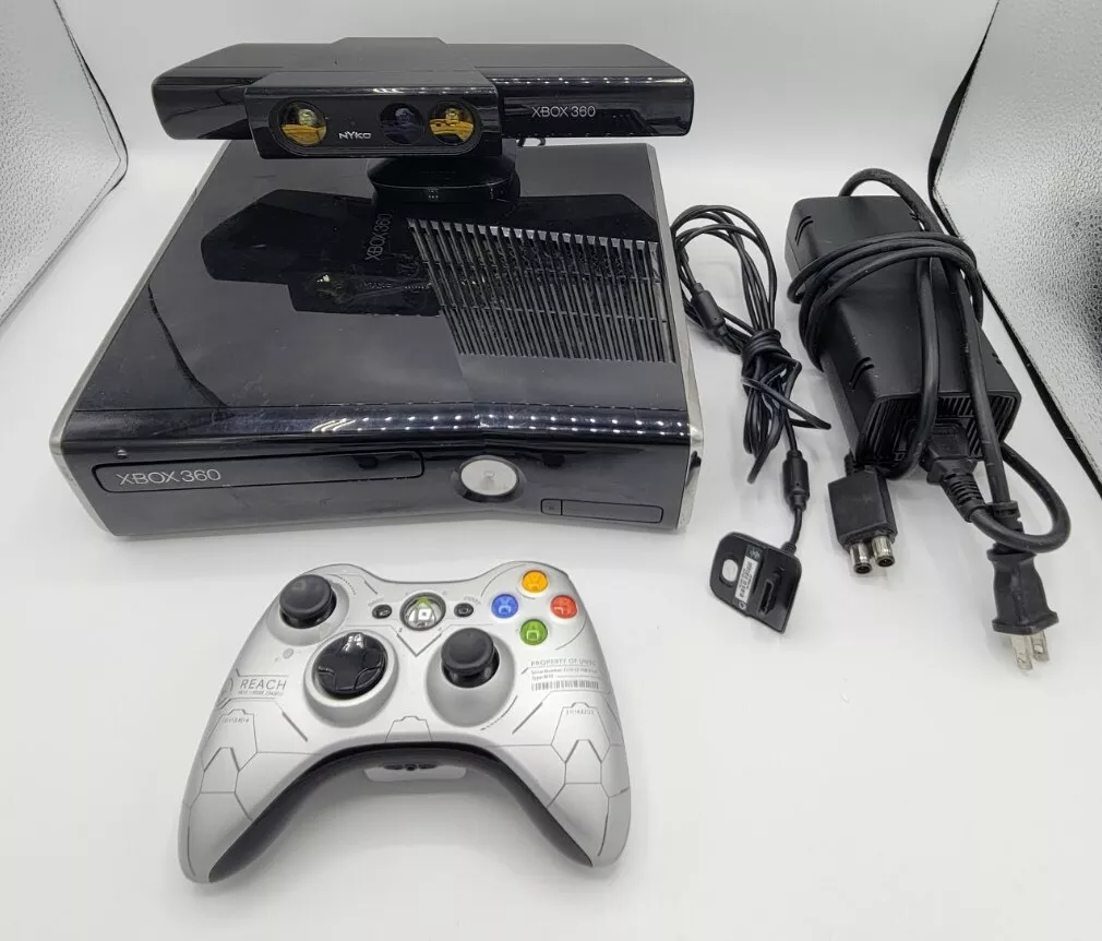 Microsoft Xbox 360 S Slim 250GB Model 1439 Video Game Console