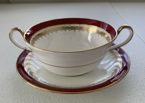 Vintage Aynsley Ambassador Marone Bone China from England-Cream Soup with saucer - Picture 1 of 7