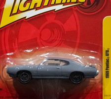 Johnny Lightning 69 1969 Pontiac Gto Forever 64 Release 12 Car Wbullet Holes