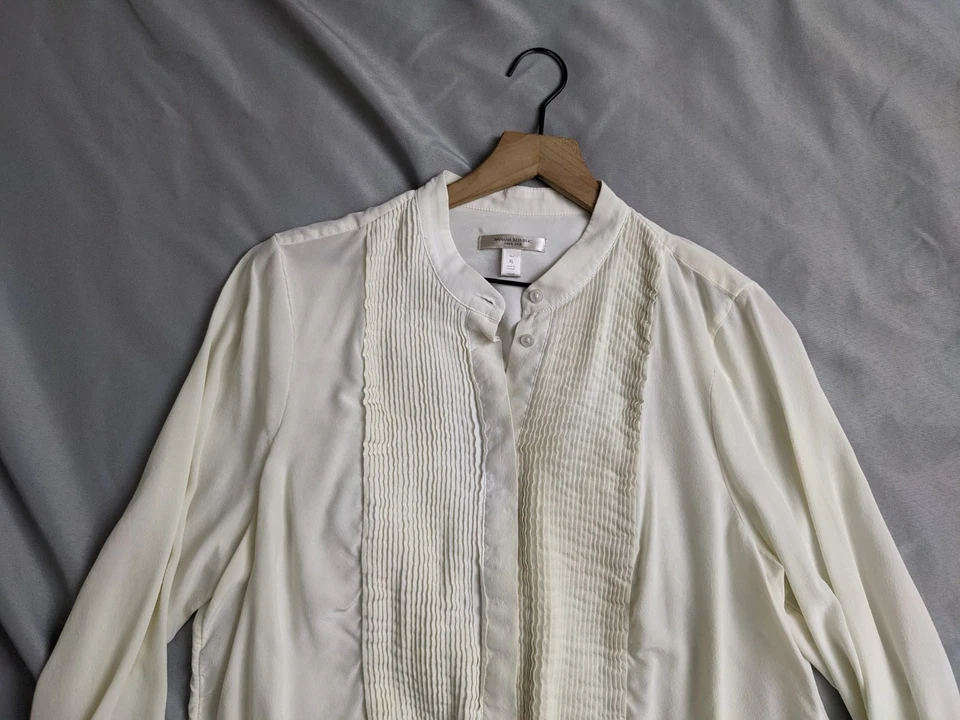 Top Banana Republic para mujer talla XLT beige seda plisado esmoquin babero puño francés Foto 2 de 4