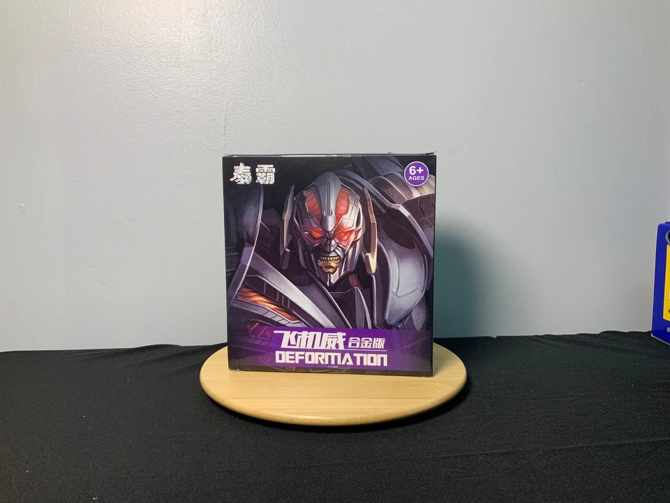 Interstellar Deformation YS-02 Metal Version Action Figure Open Box Pre-owned  - Image 3 of 4