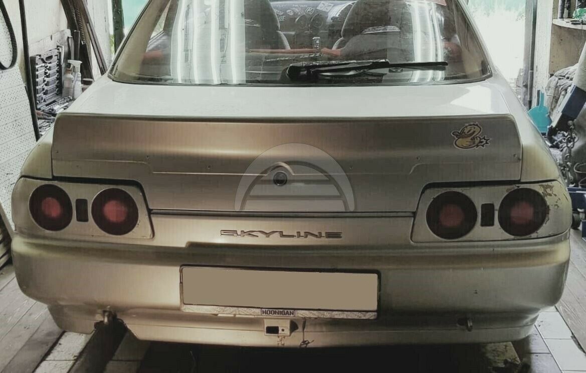 Ducktail Spoiler for Nissan Skyline R32 1989 - 1993 Sedan trunk