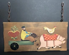 2D FOLK ART Applied Wooden PLAQUE-Copy? Wiggly Piggly Charles Wysocki-PIG-CART
