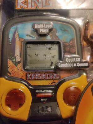 TOMY KING KONG 携帯型ゲーム KING KONG Electronic Handheld Video Game Cool LCD Graphics and