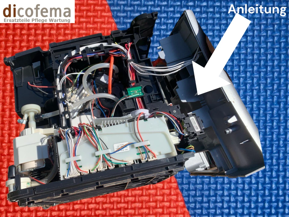 SIEMENS TE651509DE EQ6 plus s100 / s300 ... in Teilen Mahlwerk/Pumpe/Display ... - Bild 4 von 4