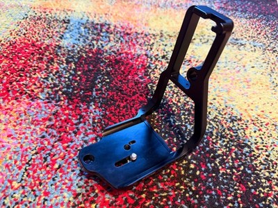 Really Right Stuff L-Bracket  BVG-C4EM-L für Sony VG-C4EM + A7RIV/A7RV