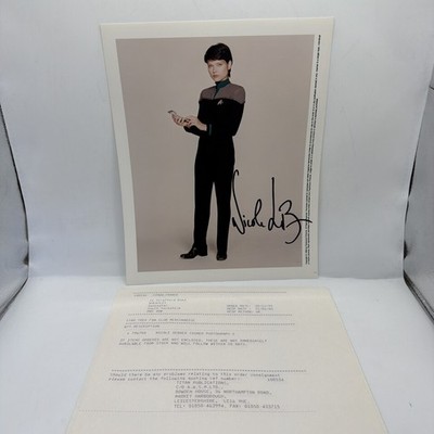 Nicole De Boer Star Trek DS9 8x10 signed Photo Fan Club 1999 & Dispatch Note #2