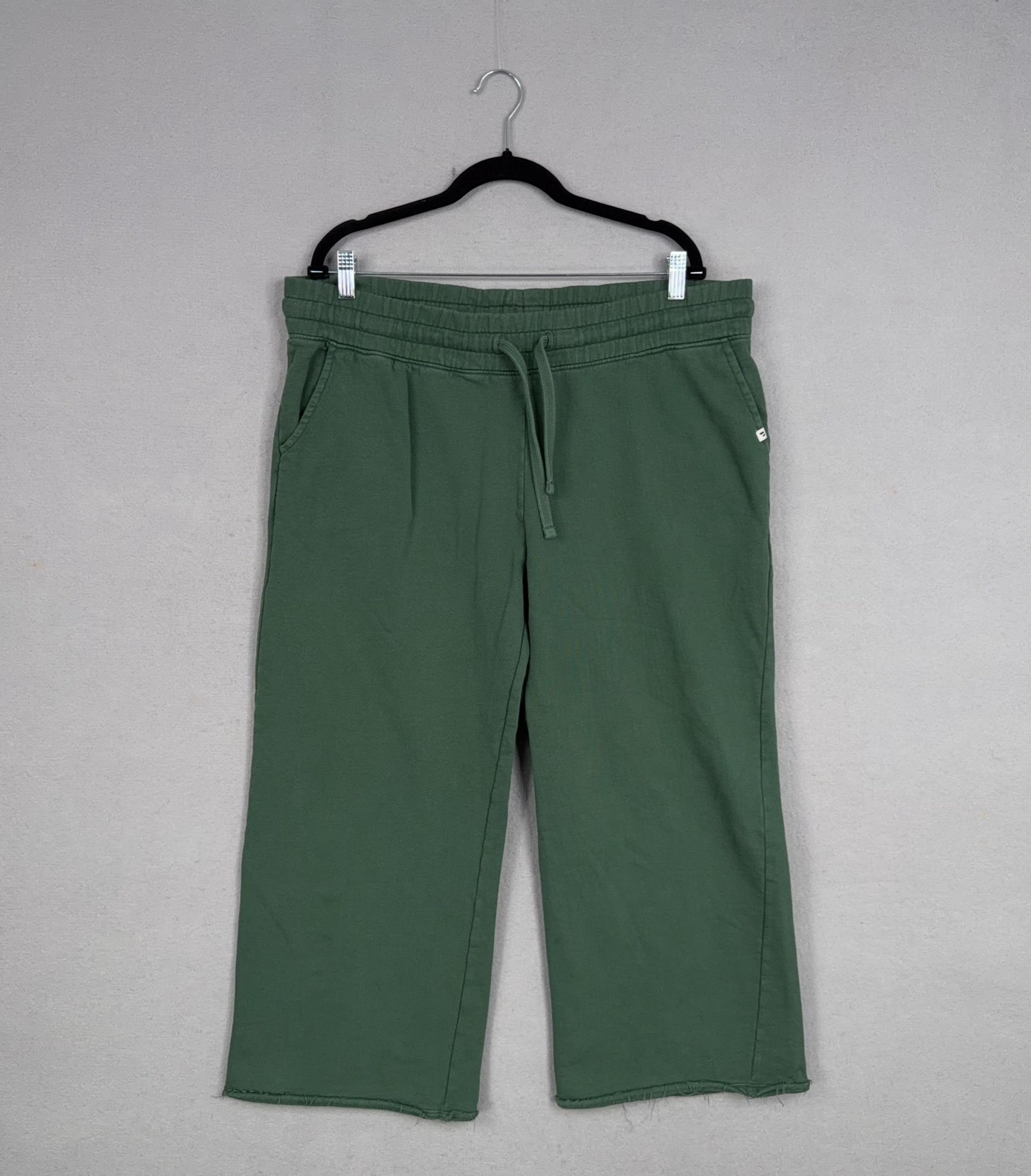 Pact Pants Womens Large Green Organic Cotton Wide Leg Cropped Sweatpants Cozy