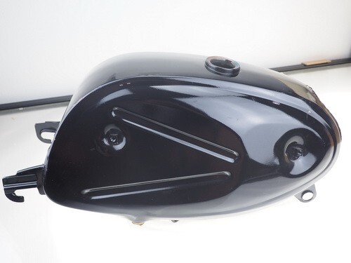125-B1 B1T B1TL B1L B1L-A KC125 Gas Tank Fuel BLACK Kawasaki 51044-002-10 NEW - Picture 1 of 12
