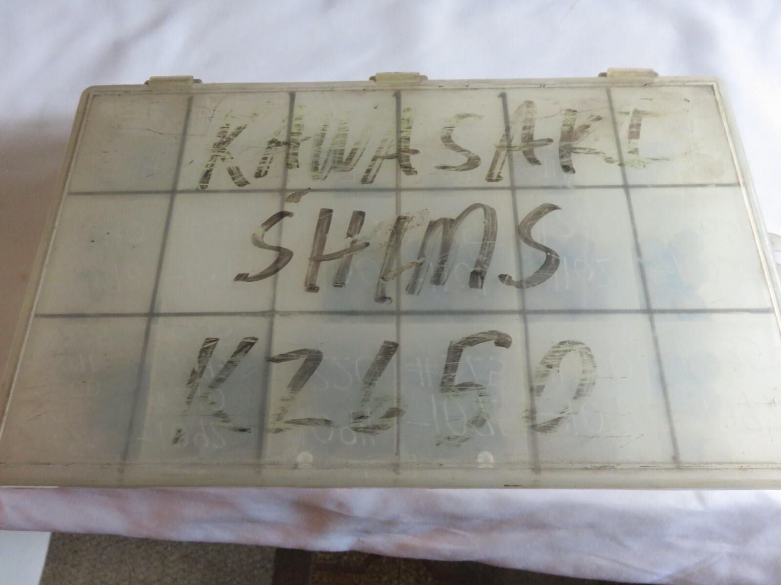 KAWASAKI KZ650 VALVE ADJUST SHIMS. 180 SHIMS SHIM UNDER BUCKET FITS