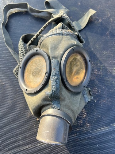 WW2 WWII Orginal German gas mask | eBay