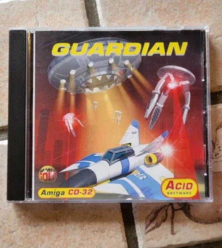 commodore amiga cd32 vintage game guardian very rare
