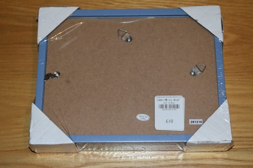 Debenhams Blue Pine Wood Photo Frame 4"x6" Brand New & Sealed - Picture 3 of 3