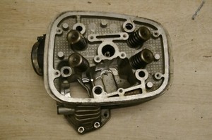 BMW R1100 R / GS / RT / RS 1994 - 2001 1342008 Zylinderkopf rechts