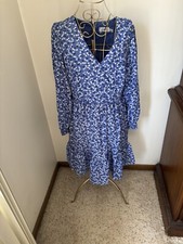 Eliza J Blue Floral  Surplice Neck Long Sleeve Short Dress Size 4 Pepper