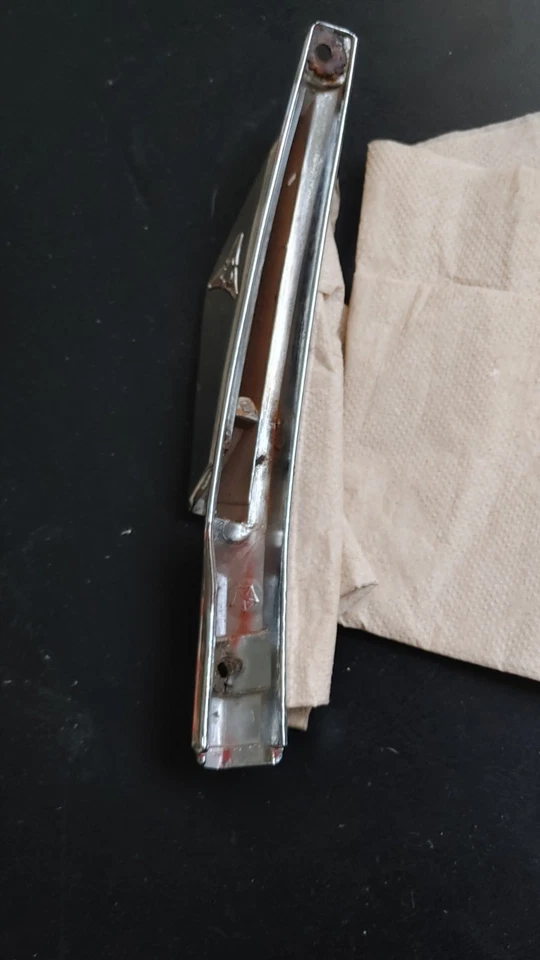 1967 Dart GT Fender Light Housing. Left Side. Part # 2606869. Free Shipping. Foto 4 de 4