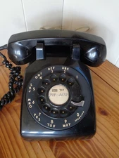 Vintage BELL SYSTEM Western Electic Rotary Dial Desk Telephone 1965