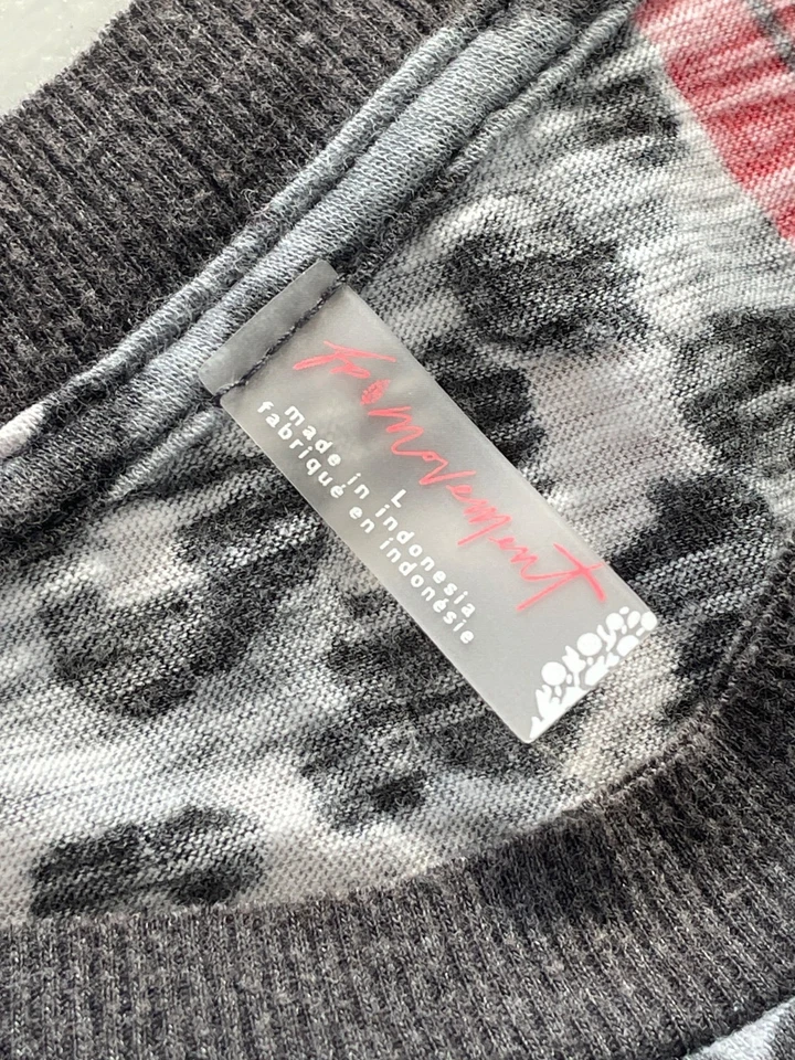 Camiseta sin mangas estampada Free People Love talla grande sin mangas cuello redondo estampado animal Foto 4 de 4