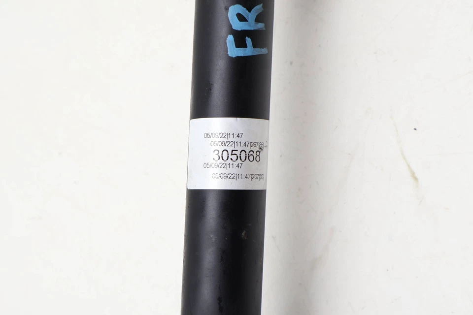 AUDI A8 QUATTRO 2011 - eje delantero CV 8R0407271C Foto 2 de 4