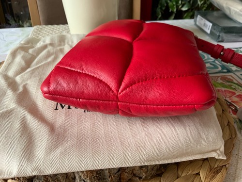MULBERRY 🌸 Softie Pillow Phone RED Nappa Bag RRP £595 Padded LEATHER Crossbody - Picture 5 of 21