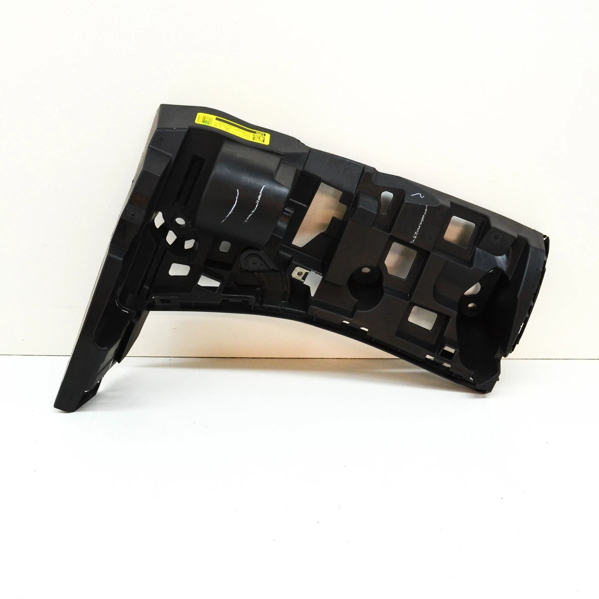 NEW BMW X5 G05 M REAR LEFT BUMPER INSIDE BRACKET 51128069245  