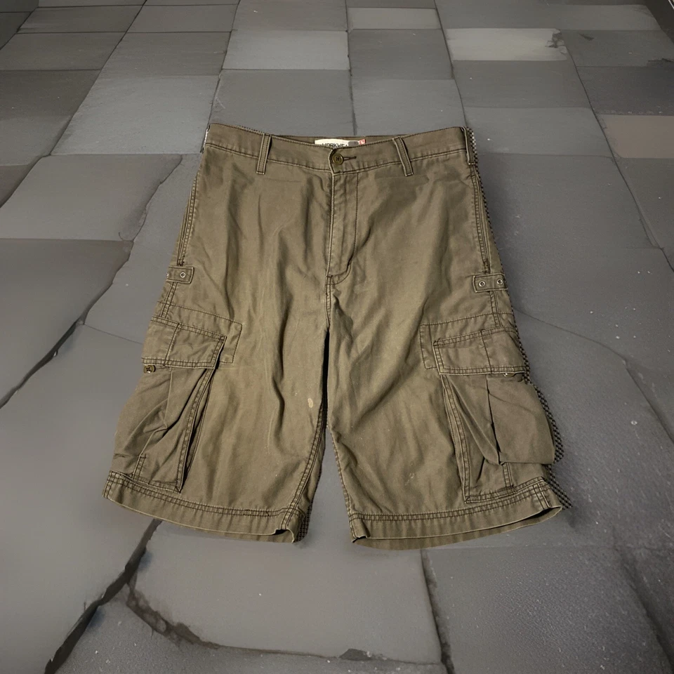 Y2K Levis Army Cargo Long Carrier Utility Skater Shorts Men 32 Solid Baggy - Image 2 of 4