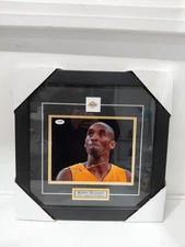 Kobe Bryant Los Angeles Lakers Photo Signed 8"x10" Framed 18"X18" PSA DNA COA