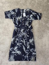 Warehouse Size 8 Tropical Print V Neck Dress New Holiday