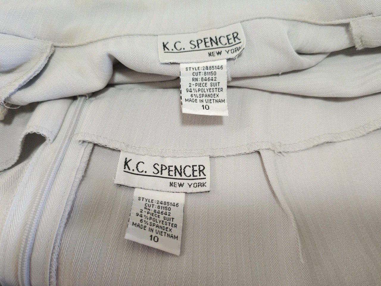 VTG KC Spencer 2pc Suit SET Pleated Skirt & Jacket 10 Medium Lt Gray Pinstriped