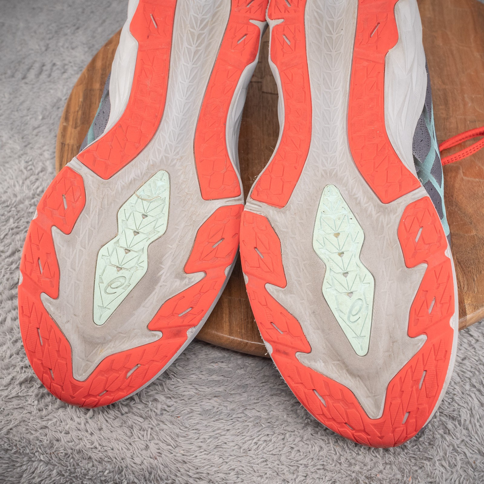 ASICS Z10920* Grey Novablast 2 Woman's Running Shoe Sneaker Size 14 M thumbnail 9