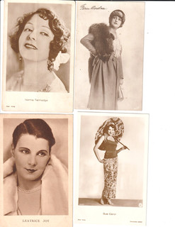 HOLLYWOOD/european actresses lot of 1930s PIN UP/ GLAMOUR postcards (7)