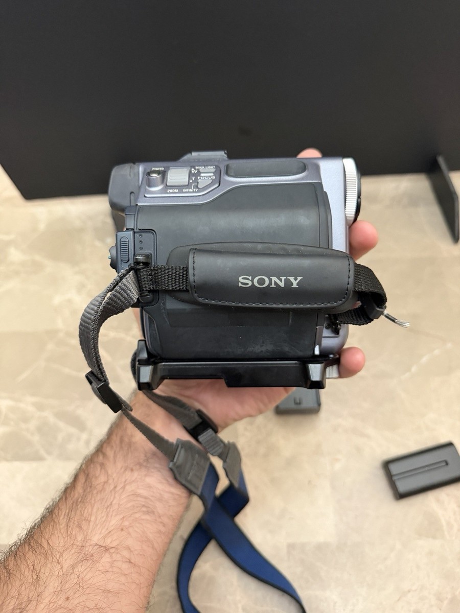 Sony DCM-m1 MD Minidisc Discam Camcorder Handycam Working Has Some