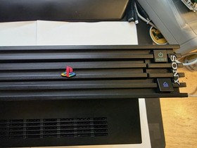 Sony PlayStation 2 PS2 Fat Console SCPH-30001 R Very Clean Doesn't Read Discs