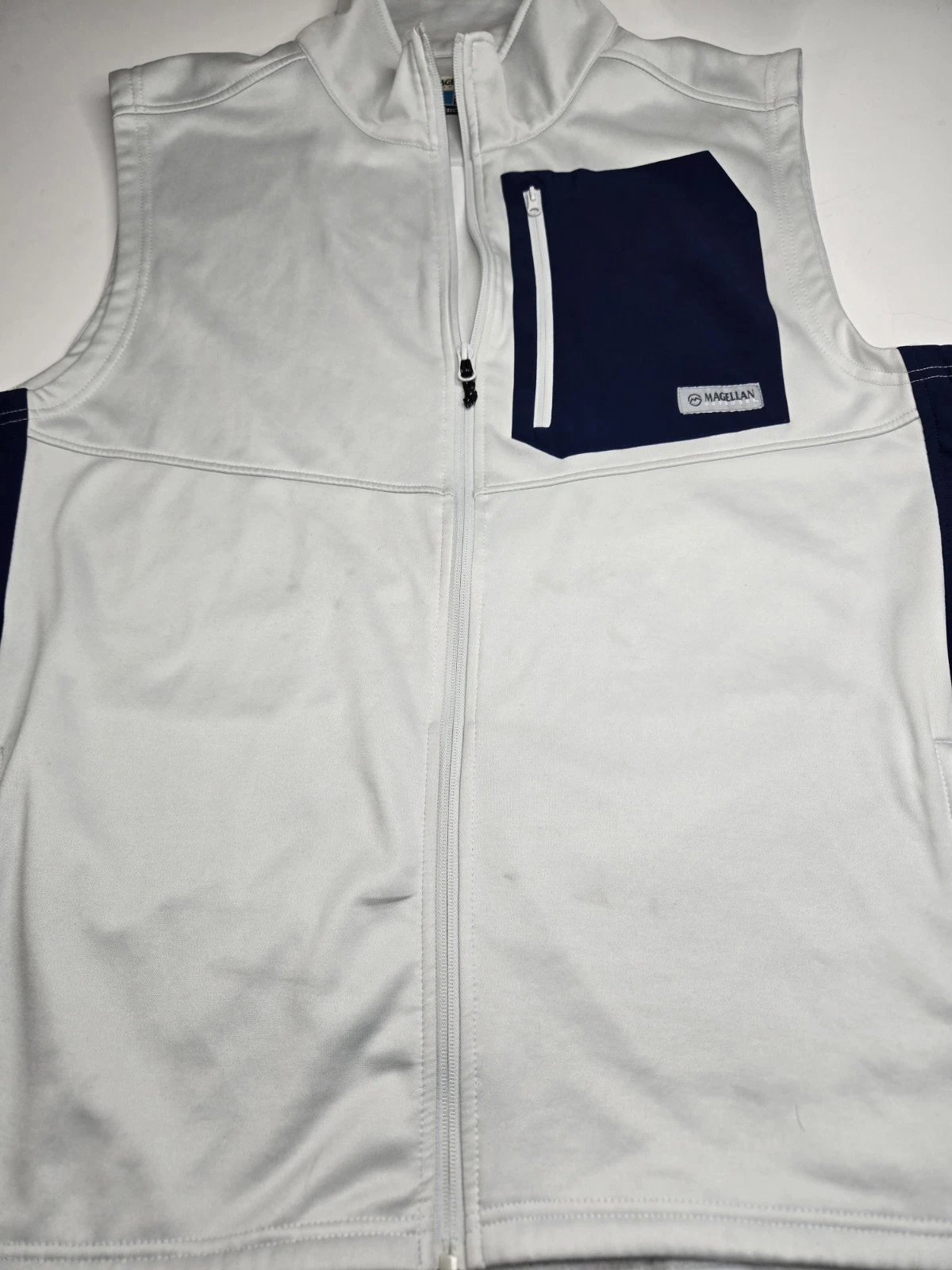 Magellan Outdoors Men's Fishing Vest Size 2XL Grey/Blue Full Zip Pockets A16