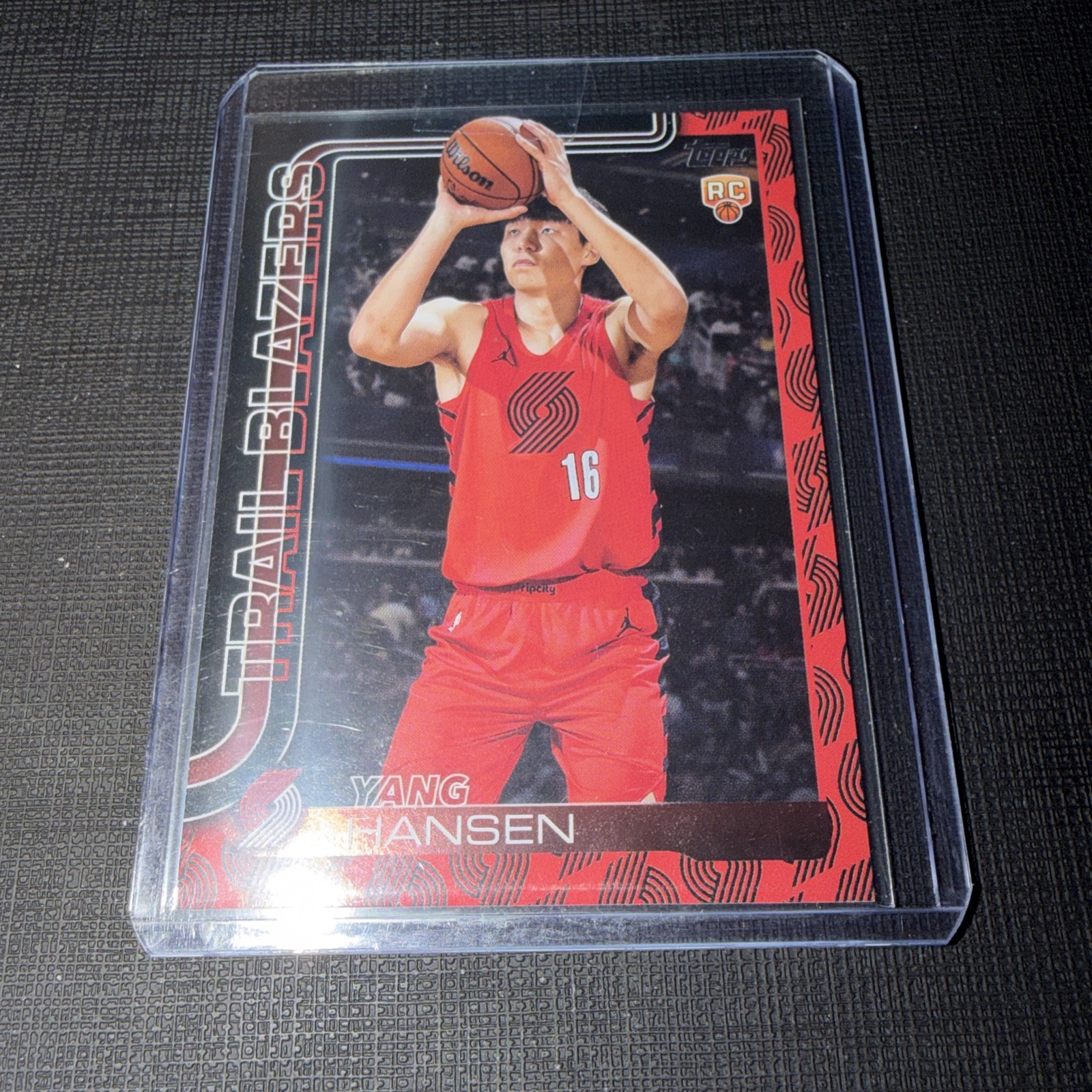 2025-26 Topps Basketball Yang Hansen RC #216 Team Color Border SP Trailblazers
