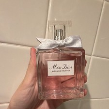 Miss Dior Blooming Bouquet Hair Mist Dior fragancia - una nuevo