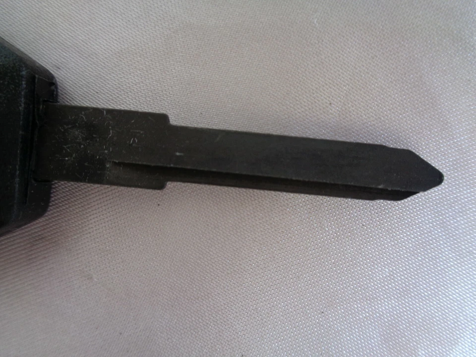 一个 NOS 正品 JAGUAR XJ XJ6 XJ12 XJ40 88 89 未切割 BLANK 钥匙刀片 JLM1149 — 第 4/4 张图片