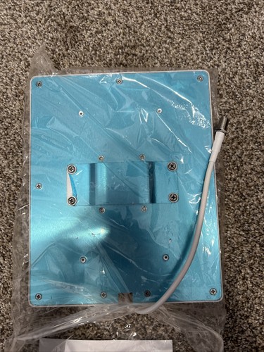 Wilson Electronics 311155 Wall Mount Panel Antenna 700-27MHz 75 OHM Directional - Picture 3 of 3
