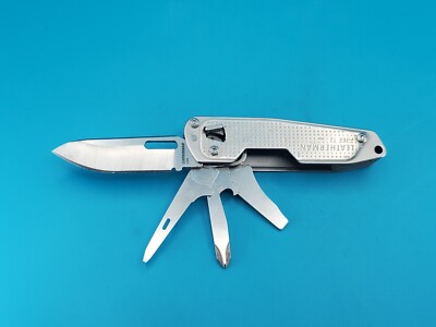 Leatherman FREE T2 Pocket Knife Multi-tool!