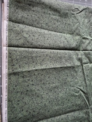 1 Yd 44 In Wide Cotton Quilt Fabric Green Floral Leslie Beck VIP Fabrics...