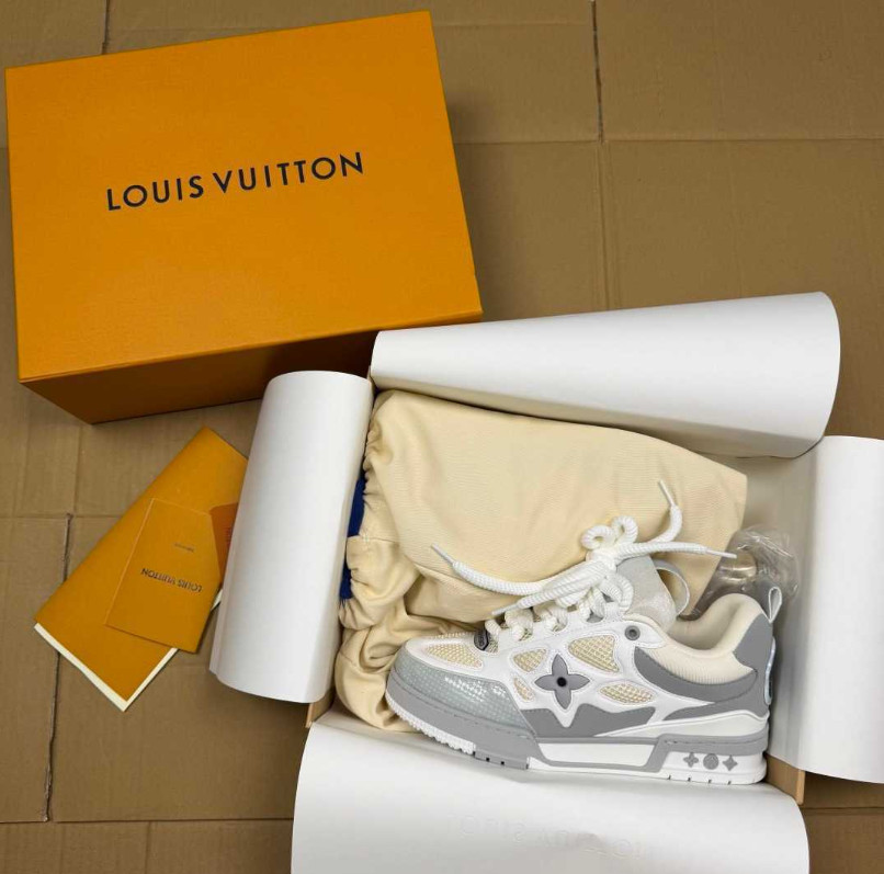 clothing shoes accessories