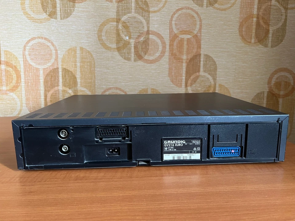 Magnétocsope VHS GRUNDIG GV216 EURO Lecteur de Cassettes Sans Telecommande - Image 4 of 4