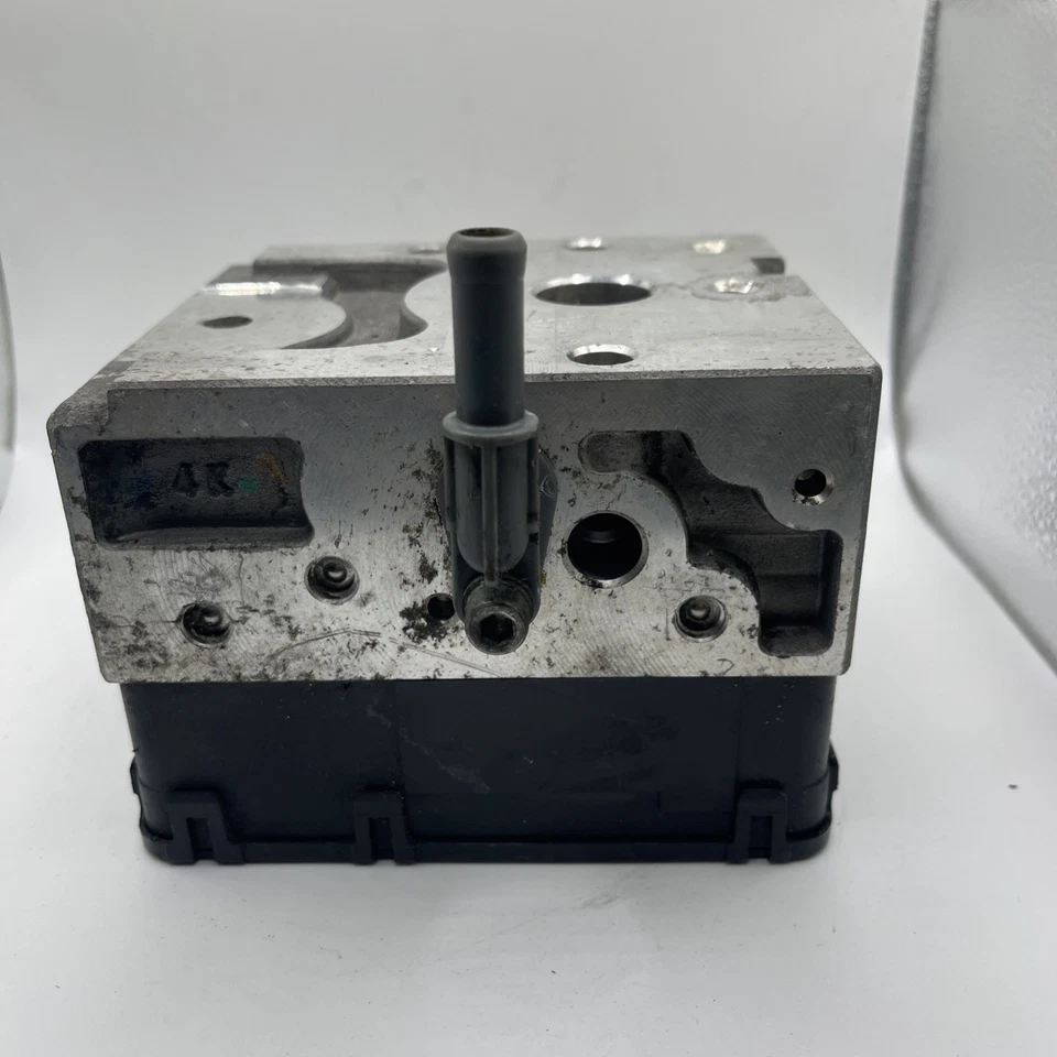 G2U 0818 Toyota Highlander Hybrid Lexus RX450h ABS Brake Pump Module 4451048080 Foto 4 de 4