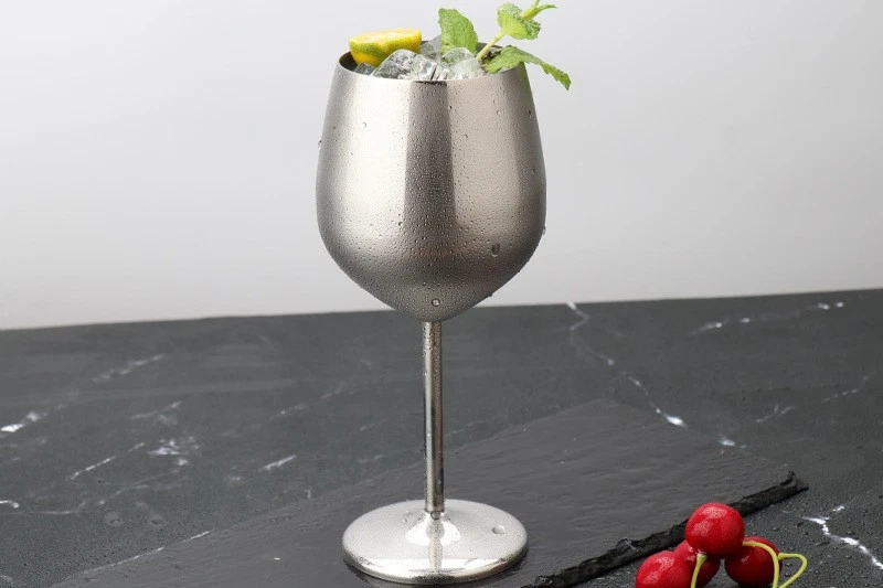 Bicchieri da vino rosso in acciaio inossidabile - Eleganti e durevoli, set da... - Immagine 2 di 4