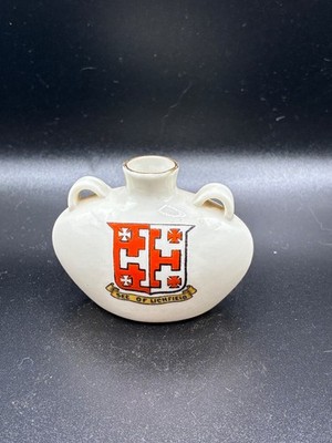 WH Goss - Modell einer antiken Flasche im Sunderland Museum - See von Lichfield.
