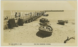 The beach & pier Frankston Victoria. C. 1916. Original real photo postcard.