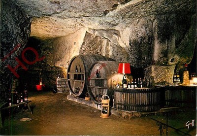 AK, Au Pays Des Vins De La Loire, Höhle Creusee Dans La Pierre, Wein
