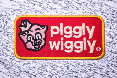 PIGGLY WIGGLY STORES LOGO EMBROIDERED IRON ON PATCH 4''X2'' FREE SHIP & TRACKING