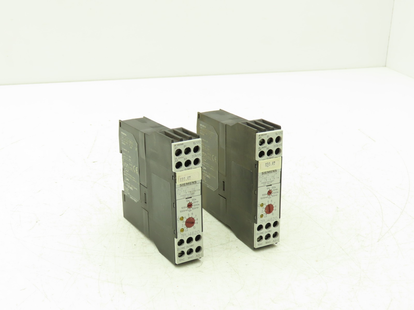 Siemens 7PU4620-2BN20 Time Delay Relay Module Off Delay 10sec -100 hour Lot of 2